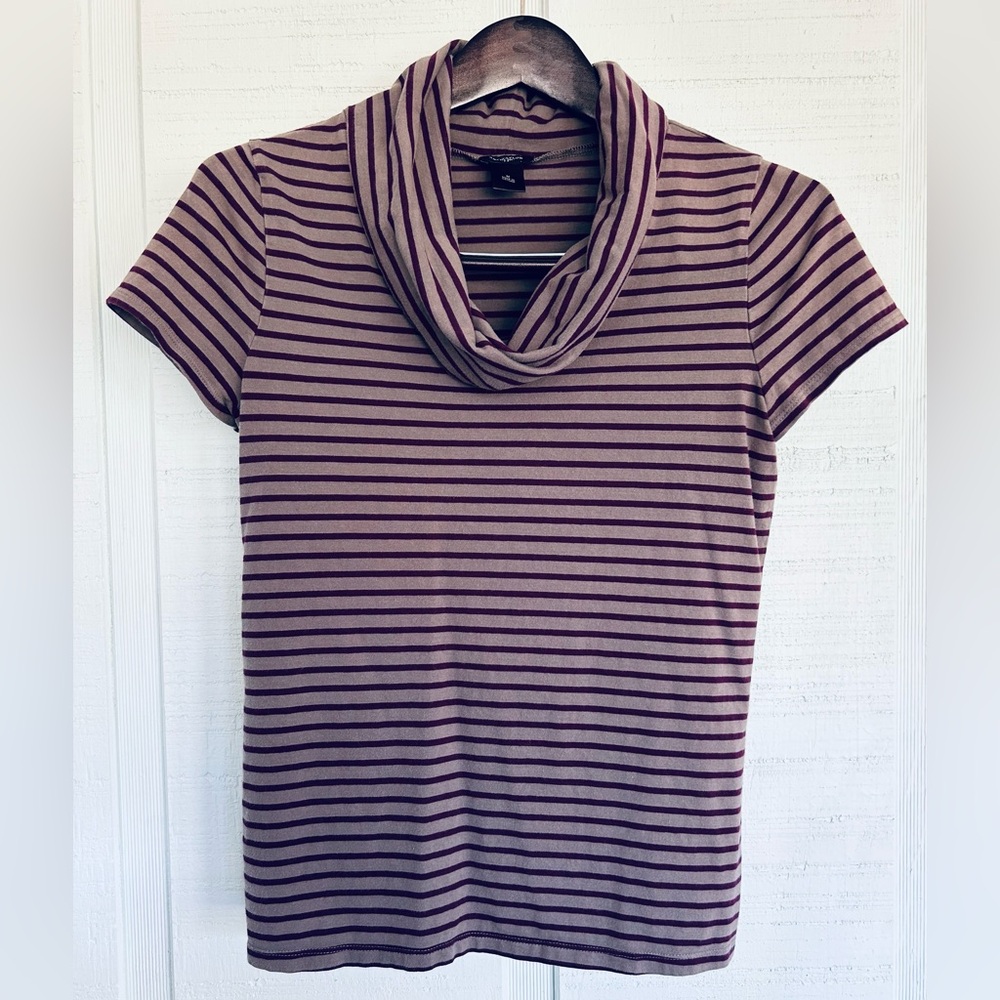 Ann Taylor Purple and Gray Striped Cowl Neck Top Women's Size M SS (B8-1020)